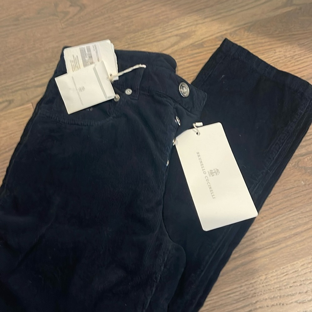 Brunello Cucinelli dark blue corduroy pants for men.  Italian fit.  Size 42.